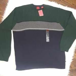 Arrow NWT Size Large Green and Gray Sweater